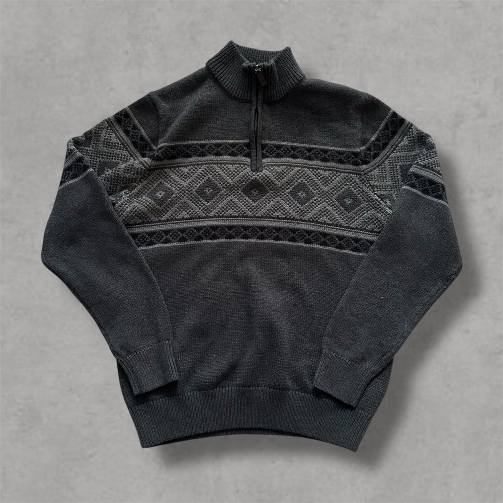 IZOD 1/4 Zip Grey Aztec Geometric Pattern Sweater